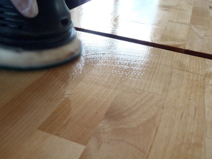 Polera in hårdvaxolja